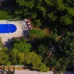 Stunning 4 Bedrooms Zlatni Rat Stunning Location Villa Bol