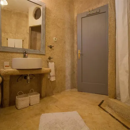 Stunning 4 Bedrooms Zlatni Rat Stunning Location 5m From The Sea 150m From Centre Brac Bol