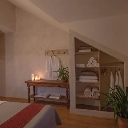 Stunning 4 Bedrooms Zlatni Rat Stunning Location 5m From The Sea 150m From Centre Brac Villa Bol