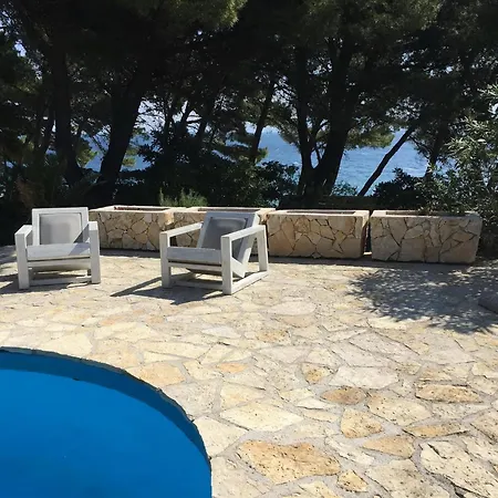 Villa Stunning 4 Bedrooms Zlatni Rat Stunning Location Bol